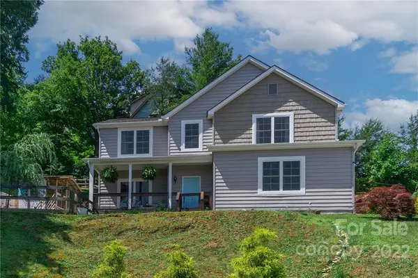 21 Moss Pink Place, Asheville, NC 28806