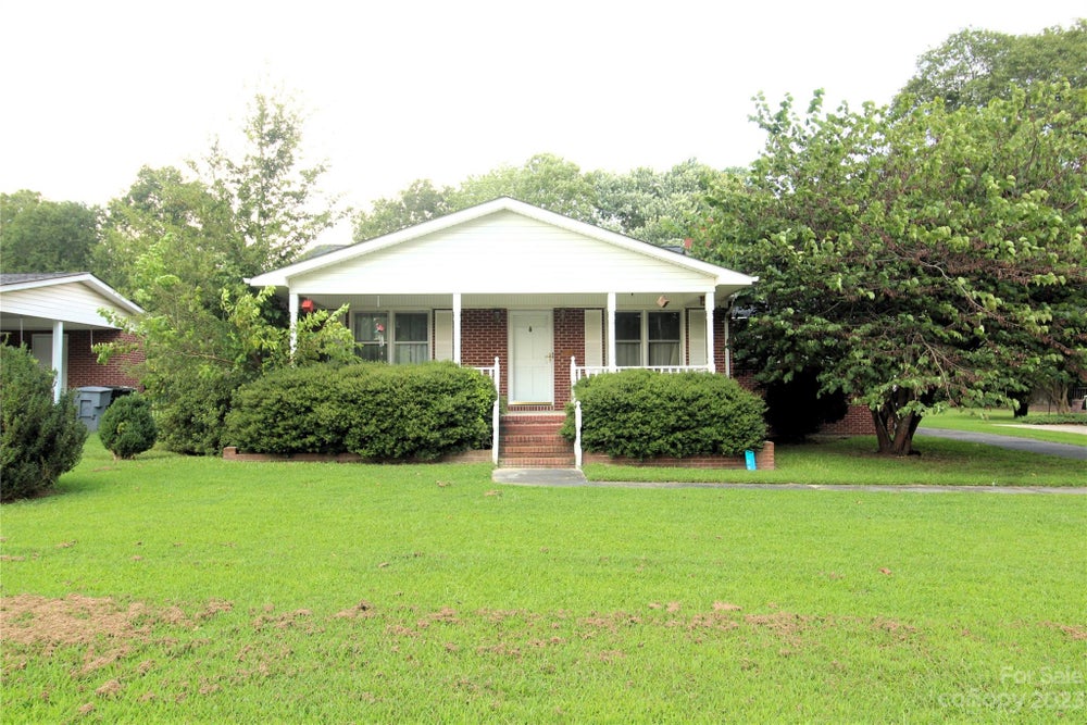 109 Catawba Street, Clover, SC 29710 ERA
