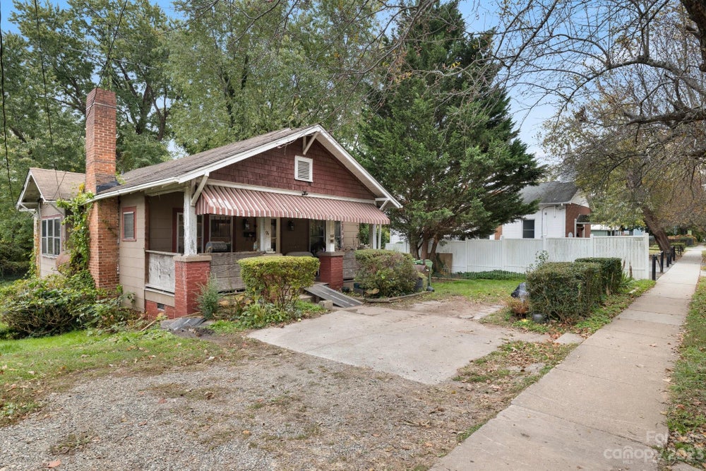 96 S French Broad Avenue, Asheville, NC 28801 ERA