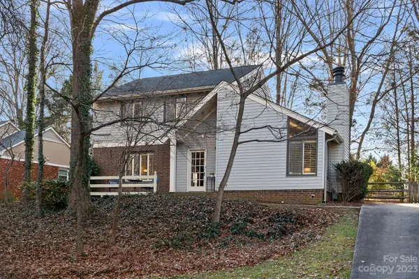 7000 Valley Haven Drive, Charlotte, NC 28211