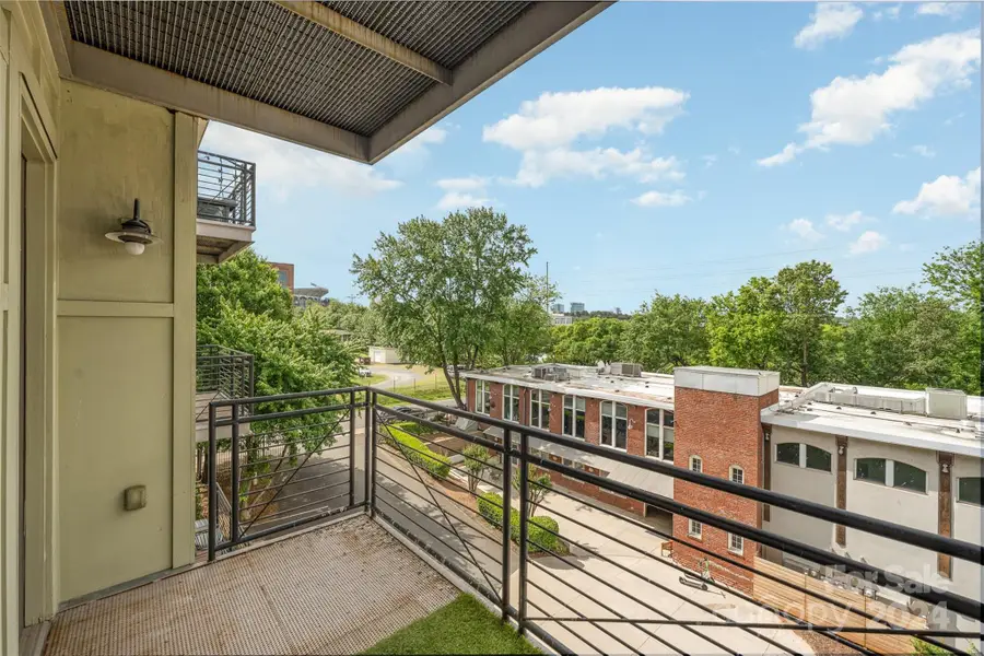 1101 W 1st Street #307, Charlotte, NC 28202 - Image #3