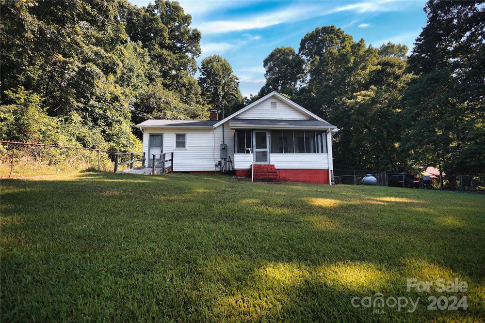 510 Cramerton Road, Gastonia, NC 28056 ERA