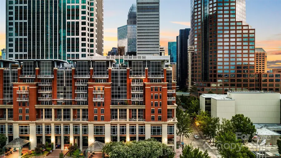 435 S Tryon Street #703, Charlotte, NC 28202 - Image #2