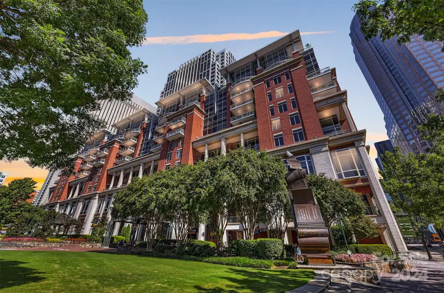 435 S Tryon Street #703, Charlotte, NC 28202 - Image #3