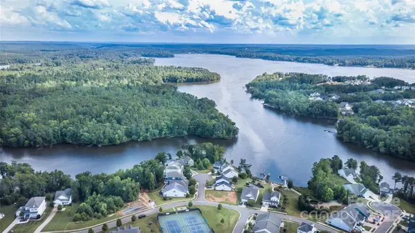 10153 Lakeshore Drive #116, Lancaster, SC 29720