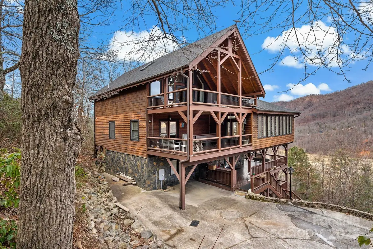 60 E Valley View Drive, Marion, NC 28752 - Image #1