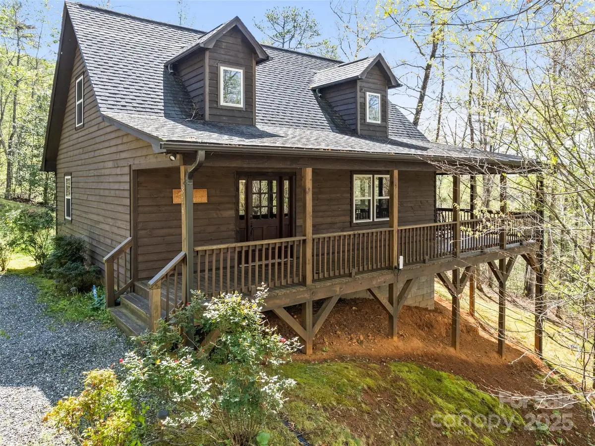 374 Rio Bravo Drive, Sylva, NC 28779 - Image #1