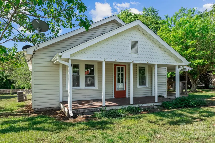 1516 Brock Road, Yadkinville, NC 27055 - #2