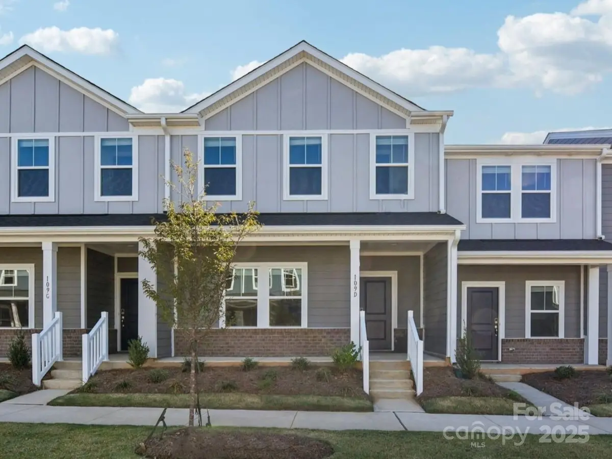 109 Ciara Place #D, Mooresville, NC 28117 - Image #1
