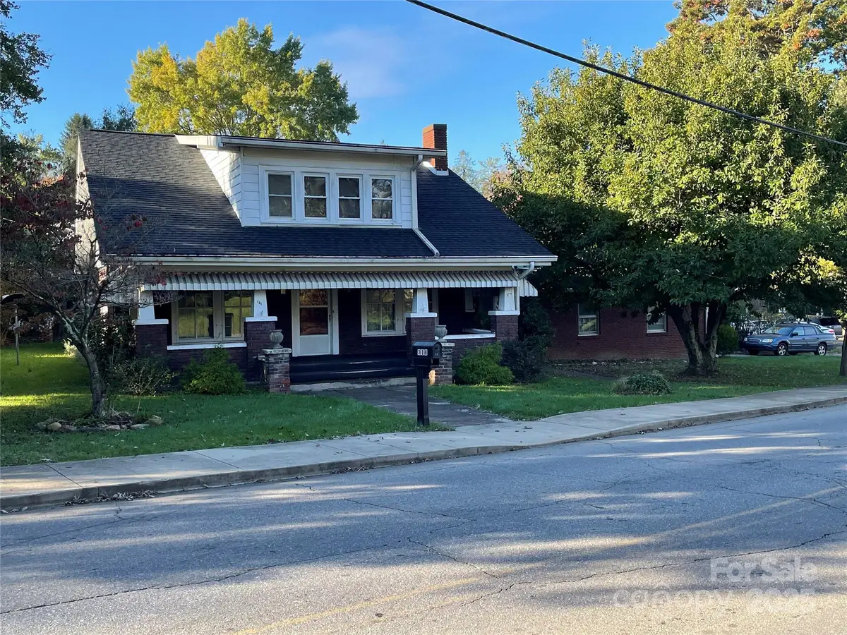 318 Academy Street, Canton, NC 28716 - Image #1