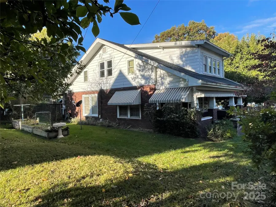318 Academy Street, Canton, NC 28716 - Image #2