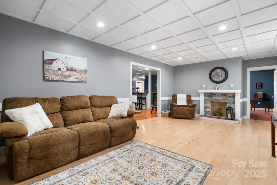 845 Linville Road, Mount Airy, NC 27030 - Image #2