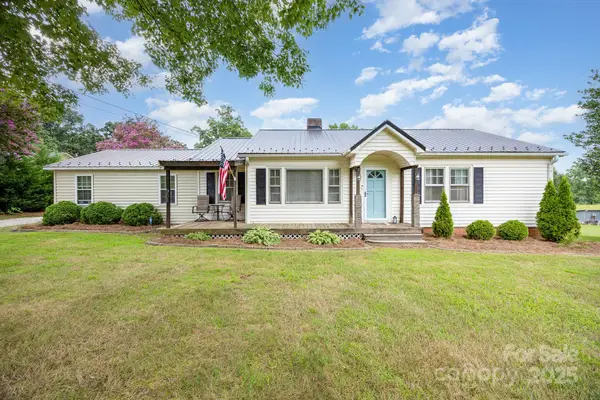 951 Helmstetler Road, Lexington, NC 27295