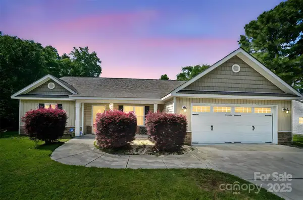 239 Shellbank Drive, Sneads Ferry, NC 28460