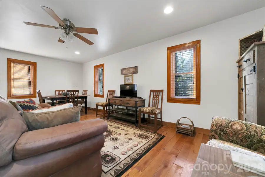 370 Moons Rest Lane, Brevard, NC 28712 - Image #3