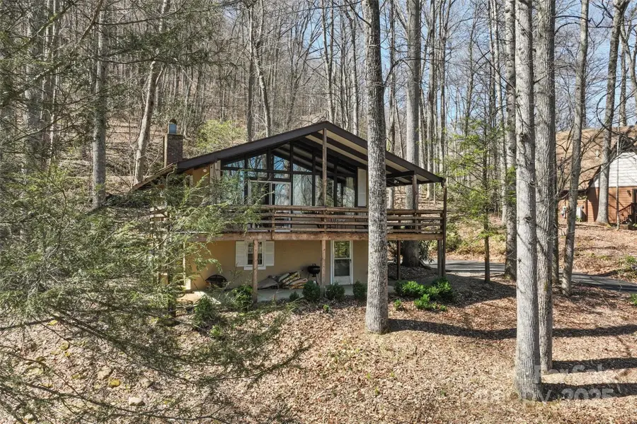 679 Locust Drive, Maggie Valley, NC 28751 - Image #2