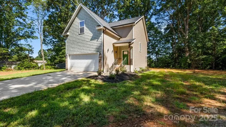 2410 Cedar Lane, Kernersville, NC 27284 - Image #2