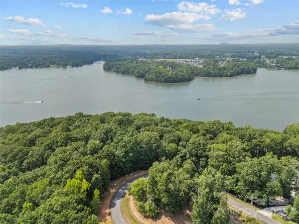 13712 Sage Thrasher Lane, Charlotte, NC 28278