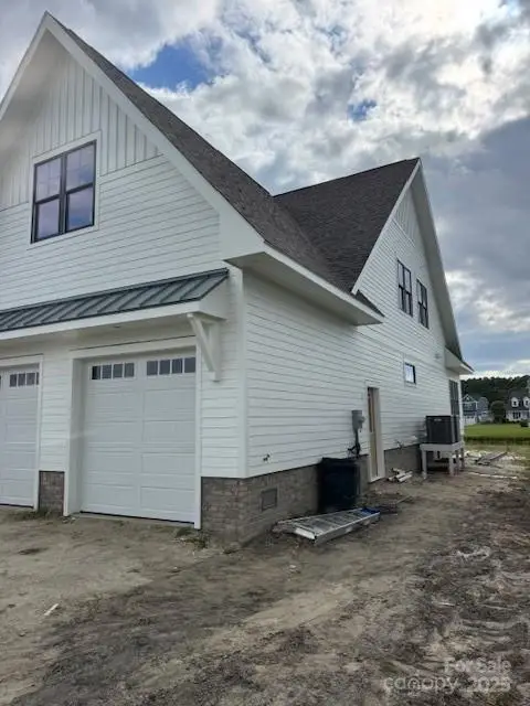 1309 Fathom Way, Morehead City, NC 28557 - Image #2