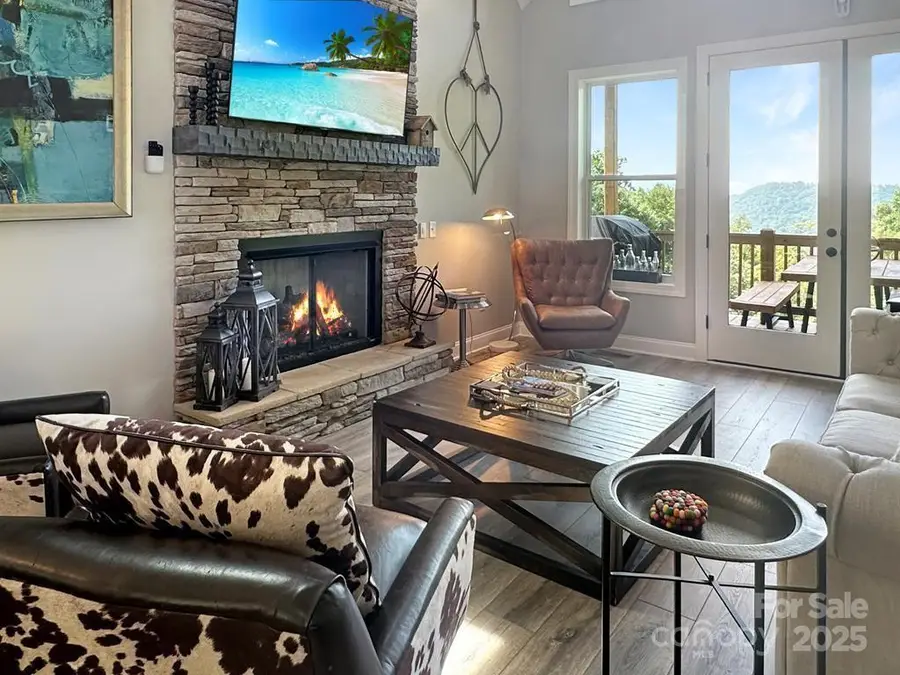 1105 Falls View Drive, Bryson City, NC 28713 - Image #2