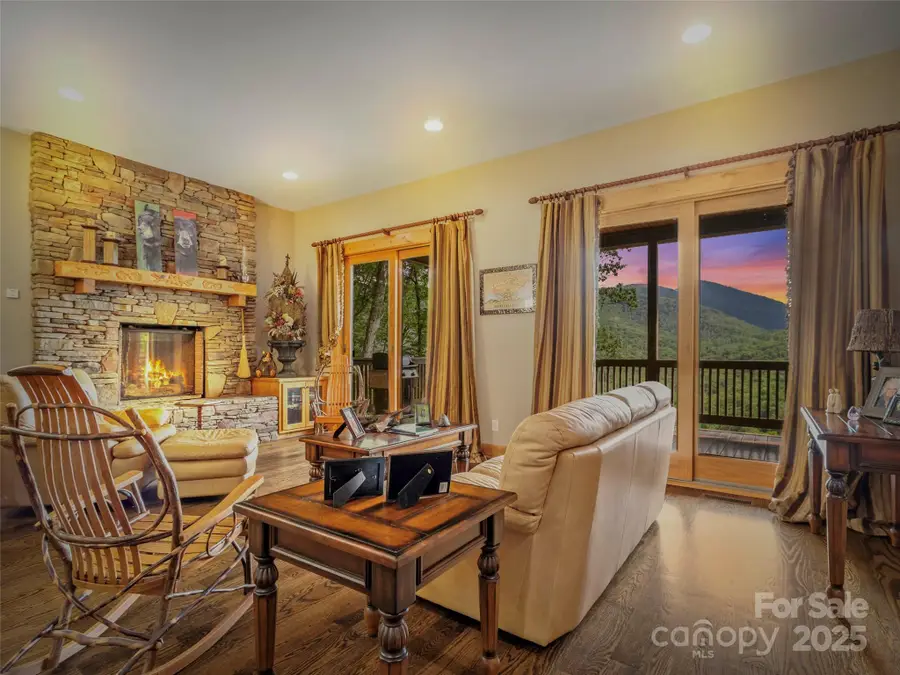 596 N Ridge Runner Road, Burnsville, NC 28714 - #2
