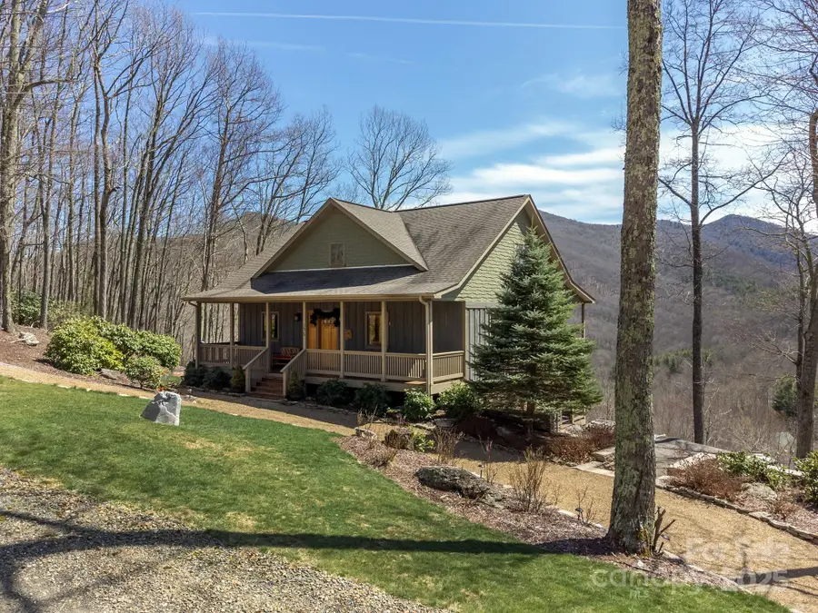 596 N Ridge Runner Road, Burnsville, NC 28714 - #3