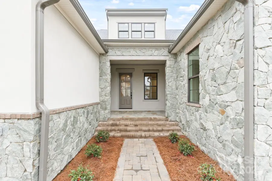 8212 Farm Crossing Lane, Huntersville, NC 28078 - Image #2