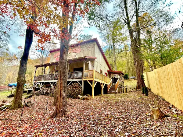 71 Maggie Lane, Maggie Valley, NC 28751
