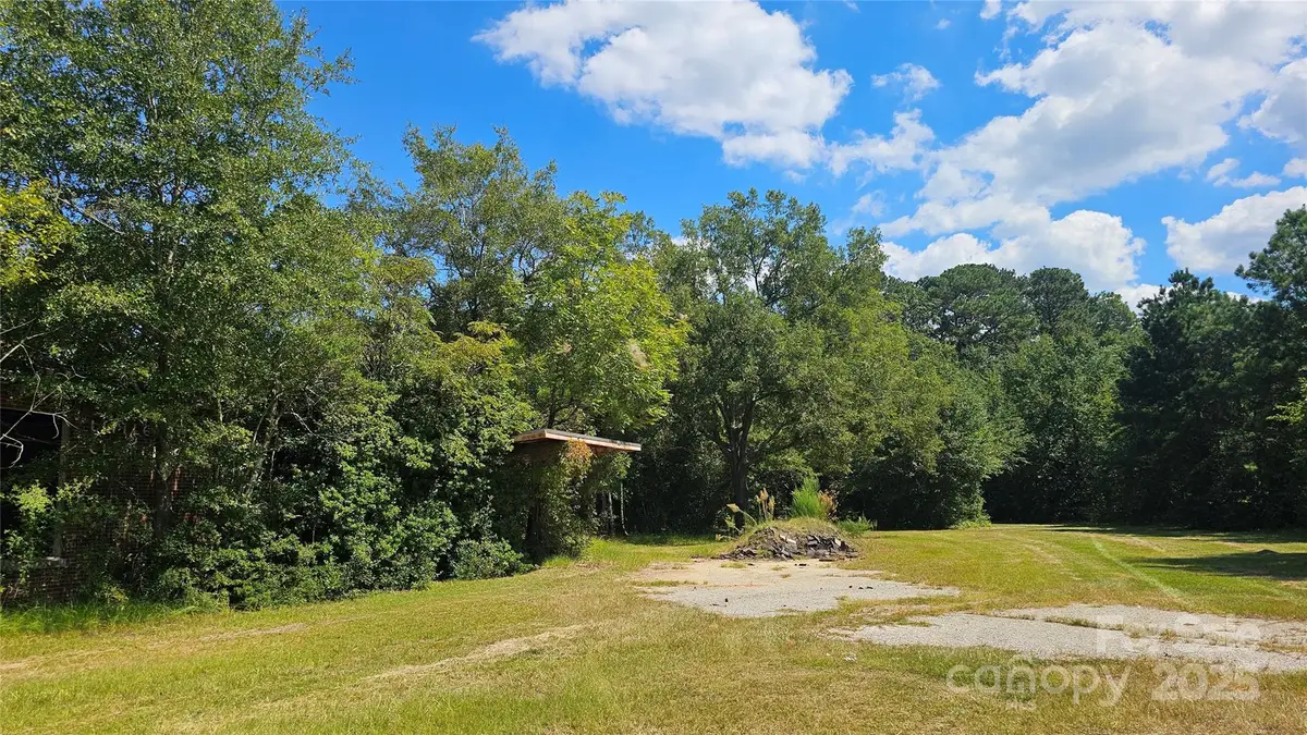 000 Windmill Avenue, Little Rock, SC 29567 - Image #1