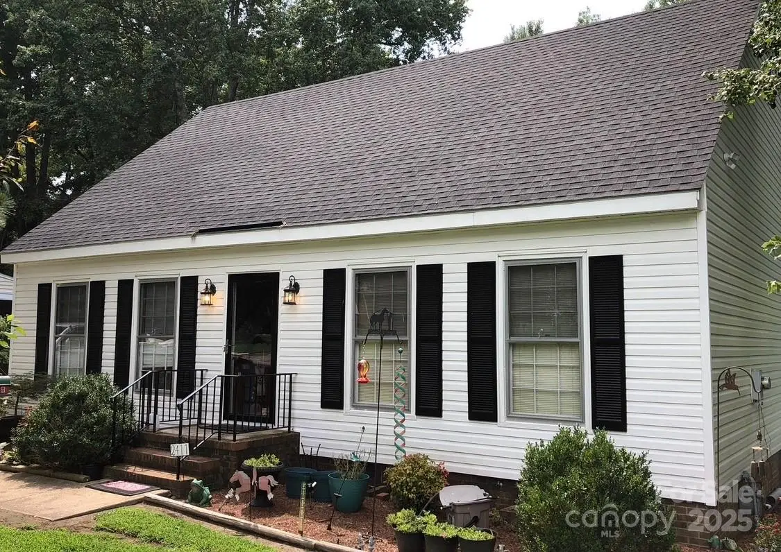 2411 Canal Drive Nw, Wilson, NC 27896 - Image #1