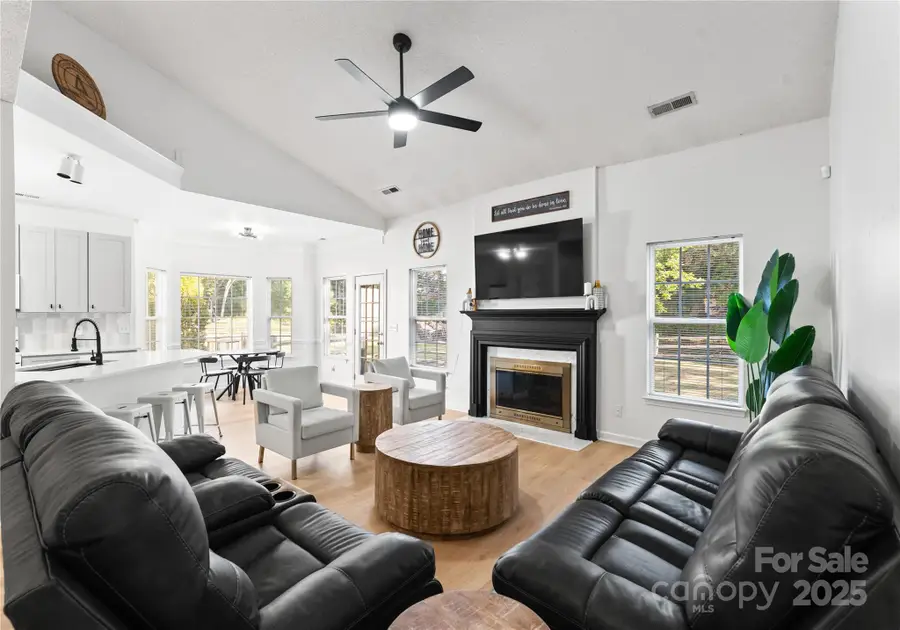 11403 Ridge Oak Drive, Charlotte, NC 28273 - Image #3