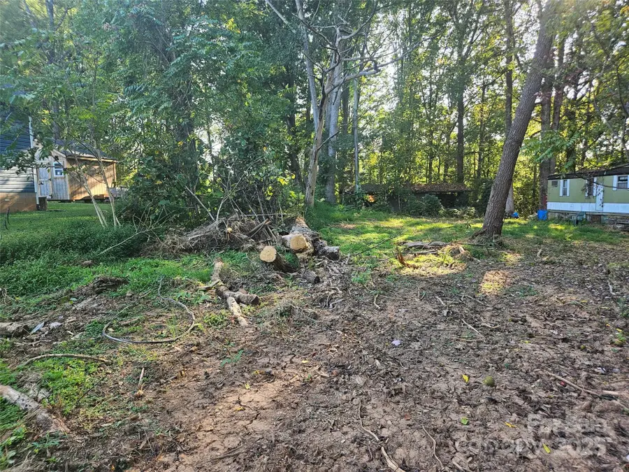 105 Highlander Street, Morganton, NC 28655 - Image #2