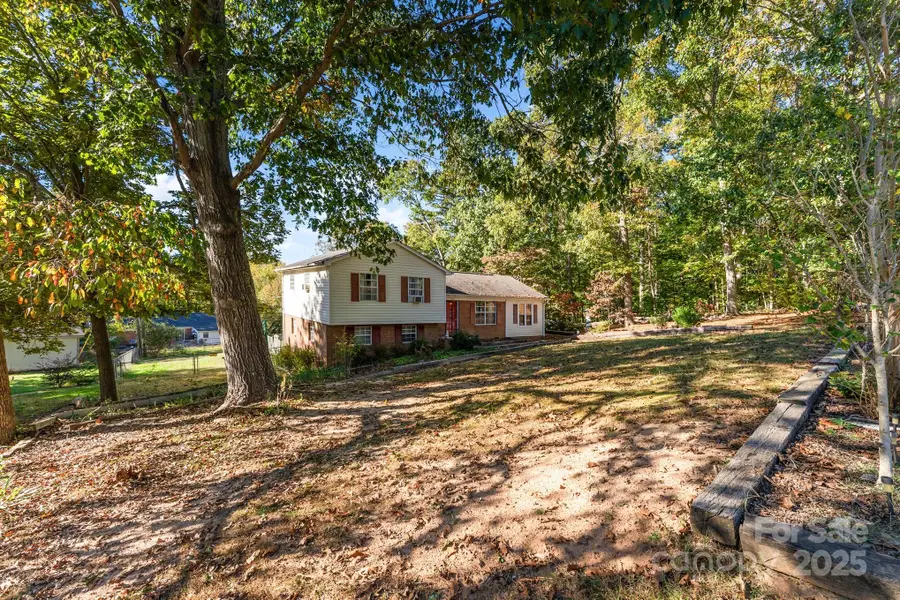 2300 Oakstone Circle, Gastonia, NC 28052 - Image #3