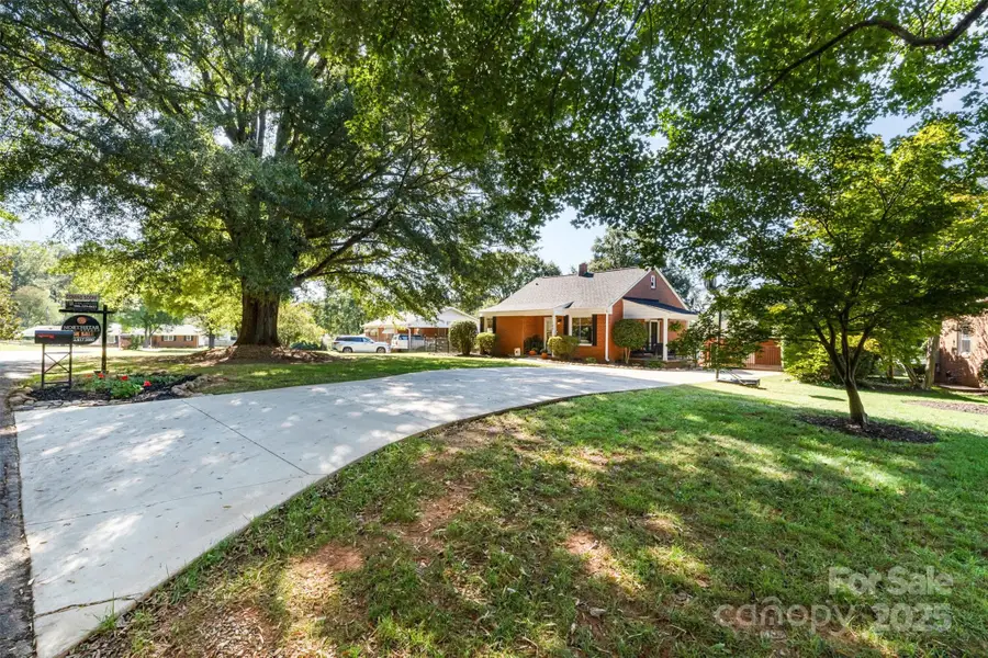 105 Peachtree Street, Belmont, NC 28012 - Image #3