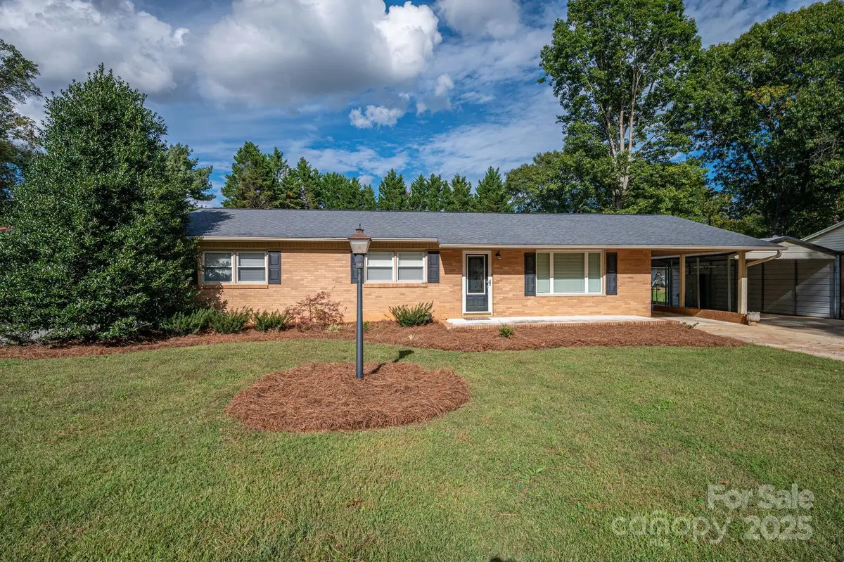 3508 Merry Oaks Lane, Dallas, NC 28034 - Image #1