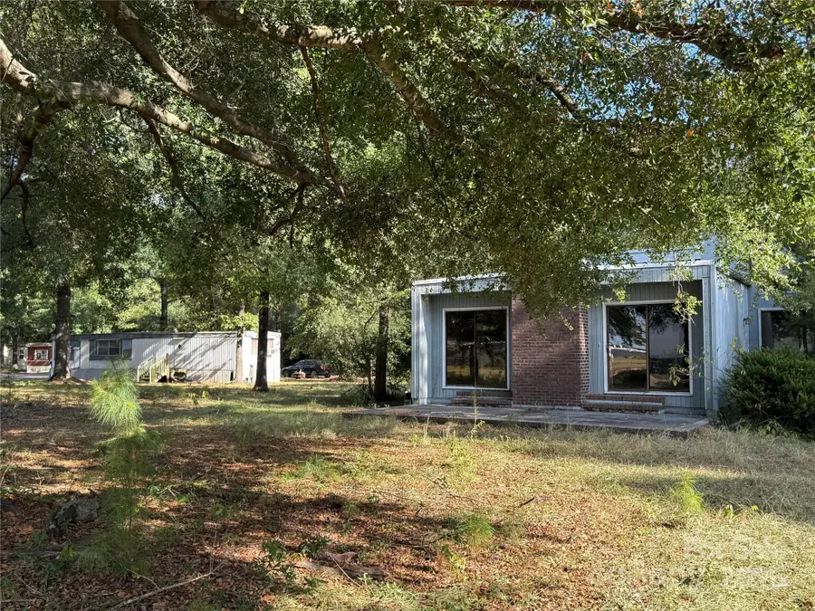 2824 W Black Creek Road, Florence, SC 29501 - Image #2