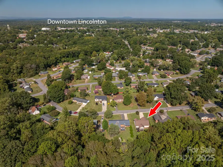 217 Rock Creek Drive, Lincolnton, NC 28092 - Image #3