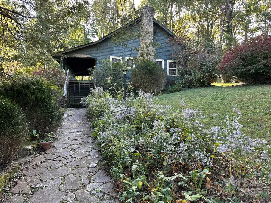 16 Osborn Knob Road, Little Switzerland, NC 28749 - Image #3