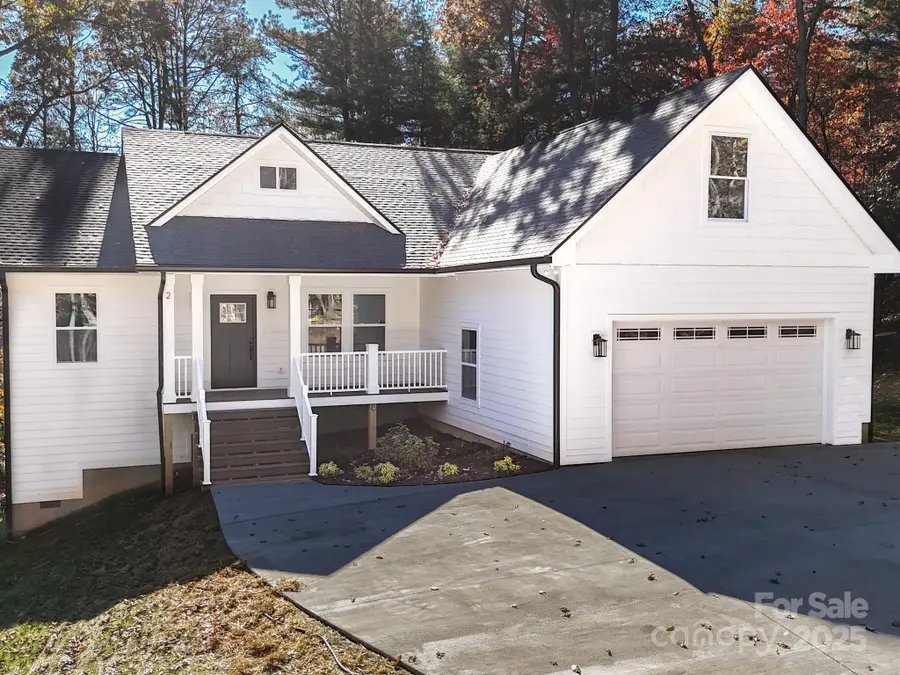 2 Caroline Drive, Horse Shoe, NC 28742 - Image #2