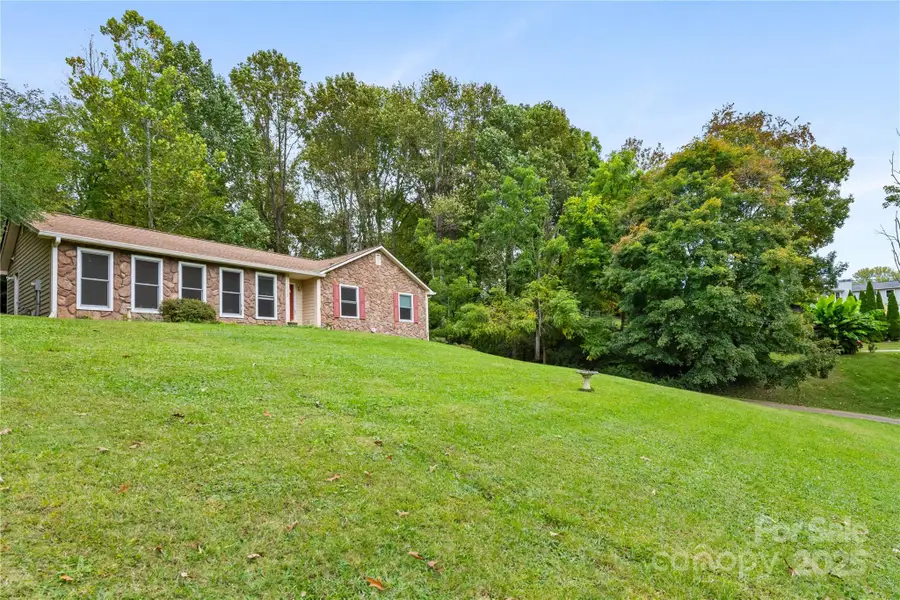 112 Asvista Drive, Candler, NC 28715 - Image #2