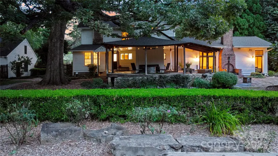 10915 Beatties Ford Road, Huntersville, NC 28078 - Image #2