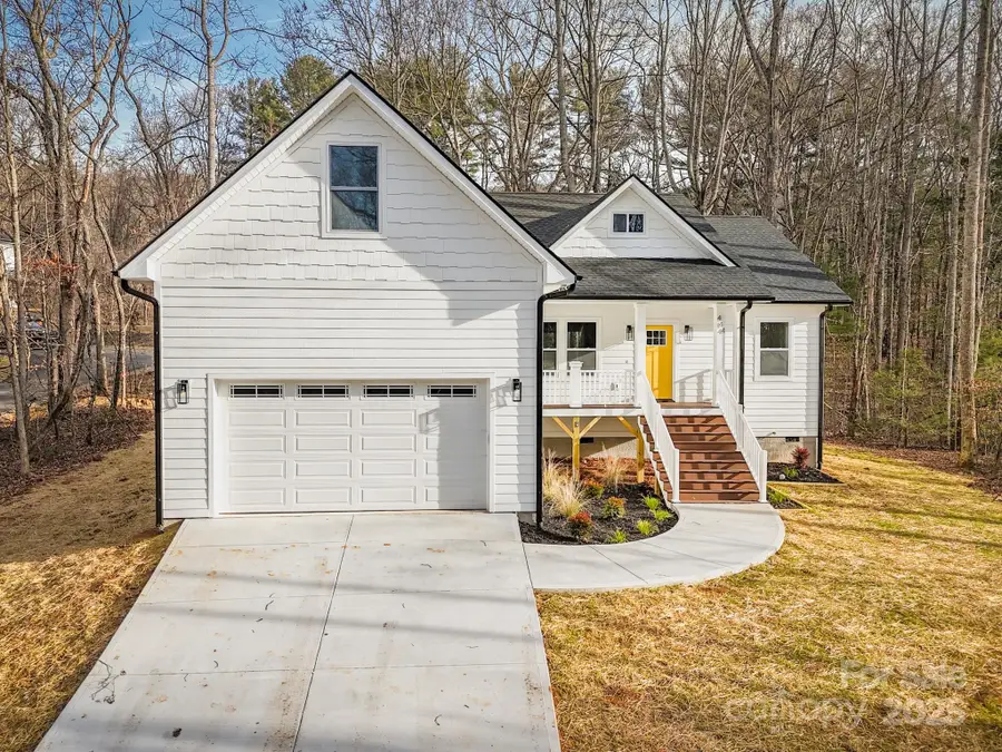 444 Old Buckeye Cove Road, Swannanoa, NC 28778 - Image #2
