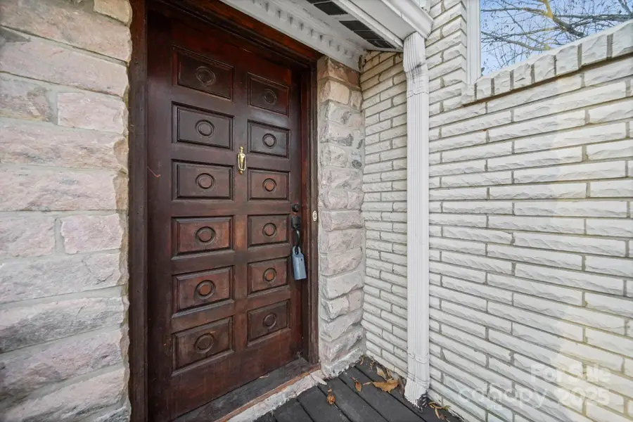 701 S 14th Street, Bessemer City, NC 28016 - Image #2