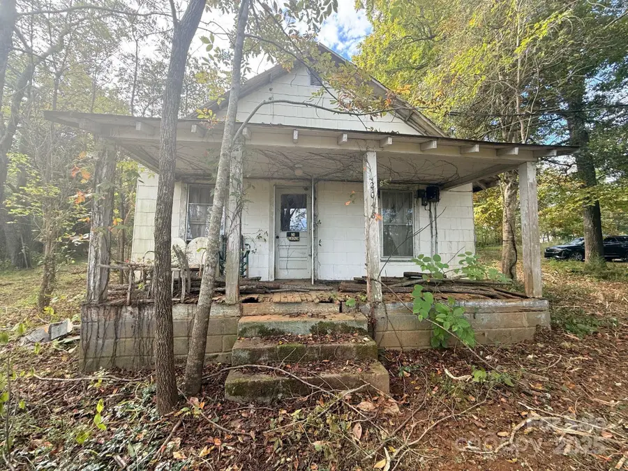 2048 Rader Circle, Morganton, NC 28655 - Image #2