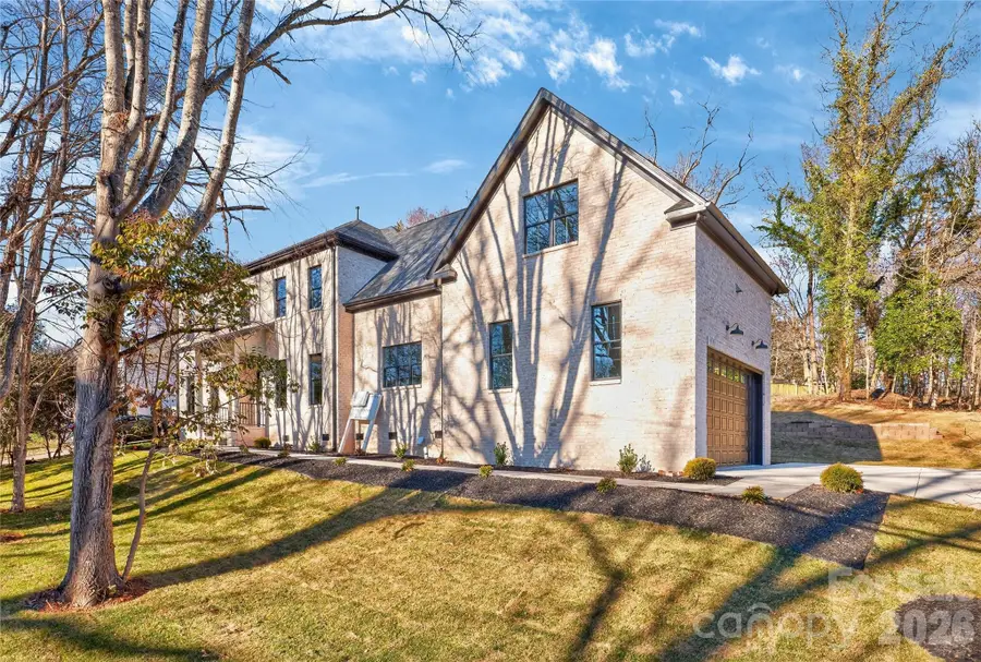 6811 Burlwood Road, Charlotte, NC 28211 - #3