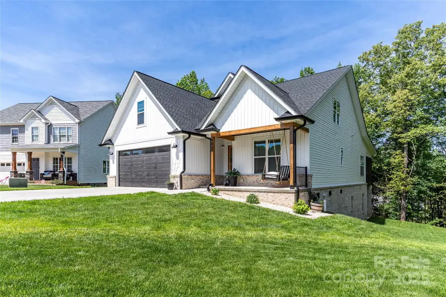 602 Kames Court Nw, Conover, NC 28613 - #3