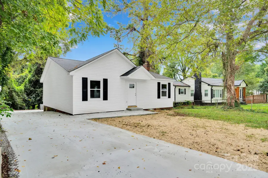 810 N Weldon Street, Gastonia, NC 28052 - Image #2