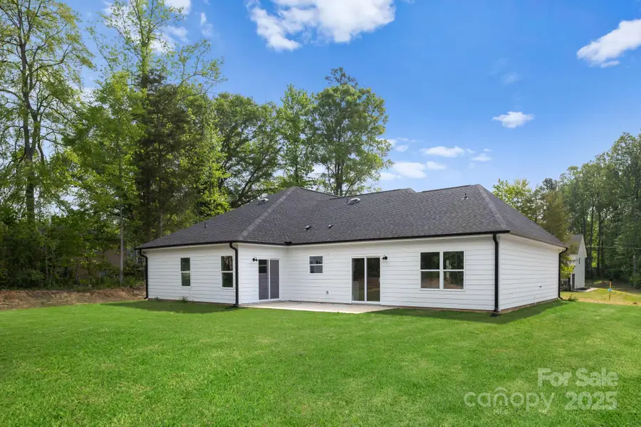 2464 Primm Road, Charlotte, NC 28216 - Image #2