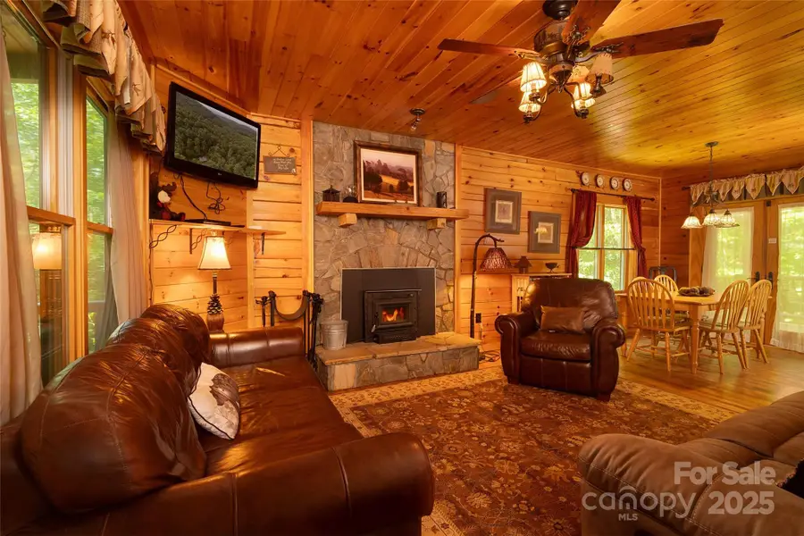 901 Mile High Lake Road, West Jefferson, NC 28694 - Image #2