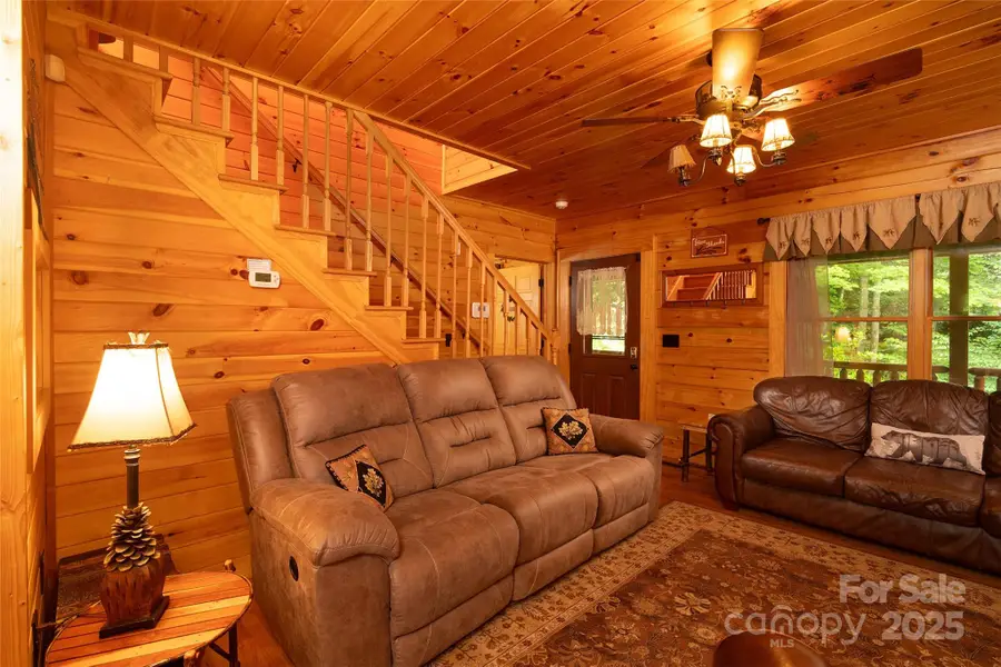 901 Mile High Lake Road, West Jefferson, NC 28694 - Image #3